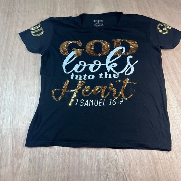 On Fire Womens 1X Black Sequin Graphic Tee God Looks Into the Heart Bible Verse - Picture 1 of 3